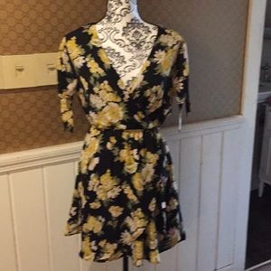 Small floral dress worn once